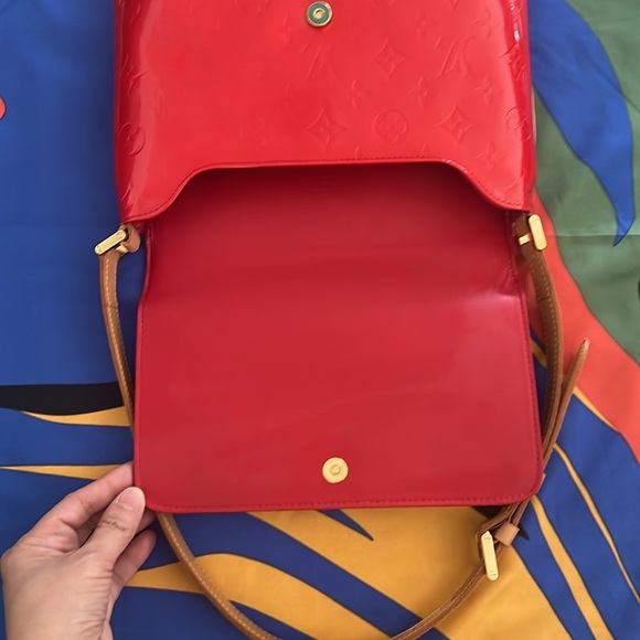 Louis Vuitton Shoulder Bag Thompson Street Red Vernis - Picture 13 of 17